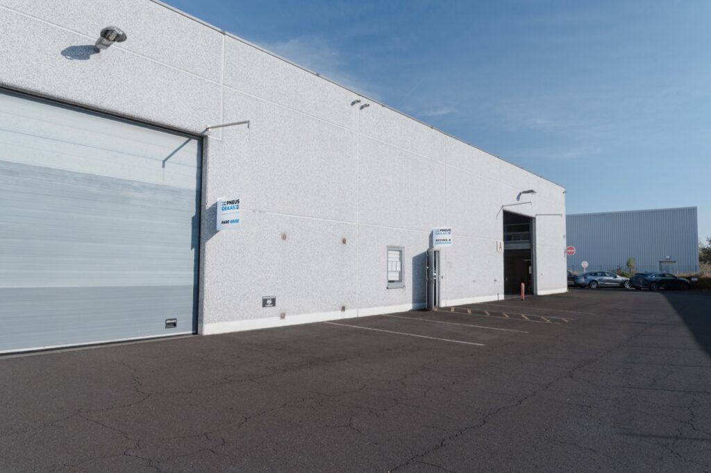 Façade de l'atelier Pneus Graas à Leudelange